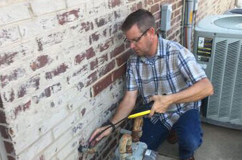 Inspecting with a gas leak detector